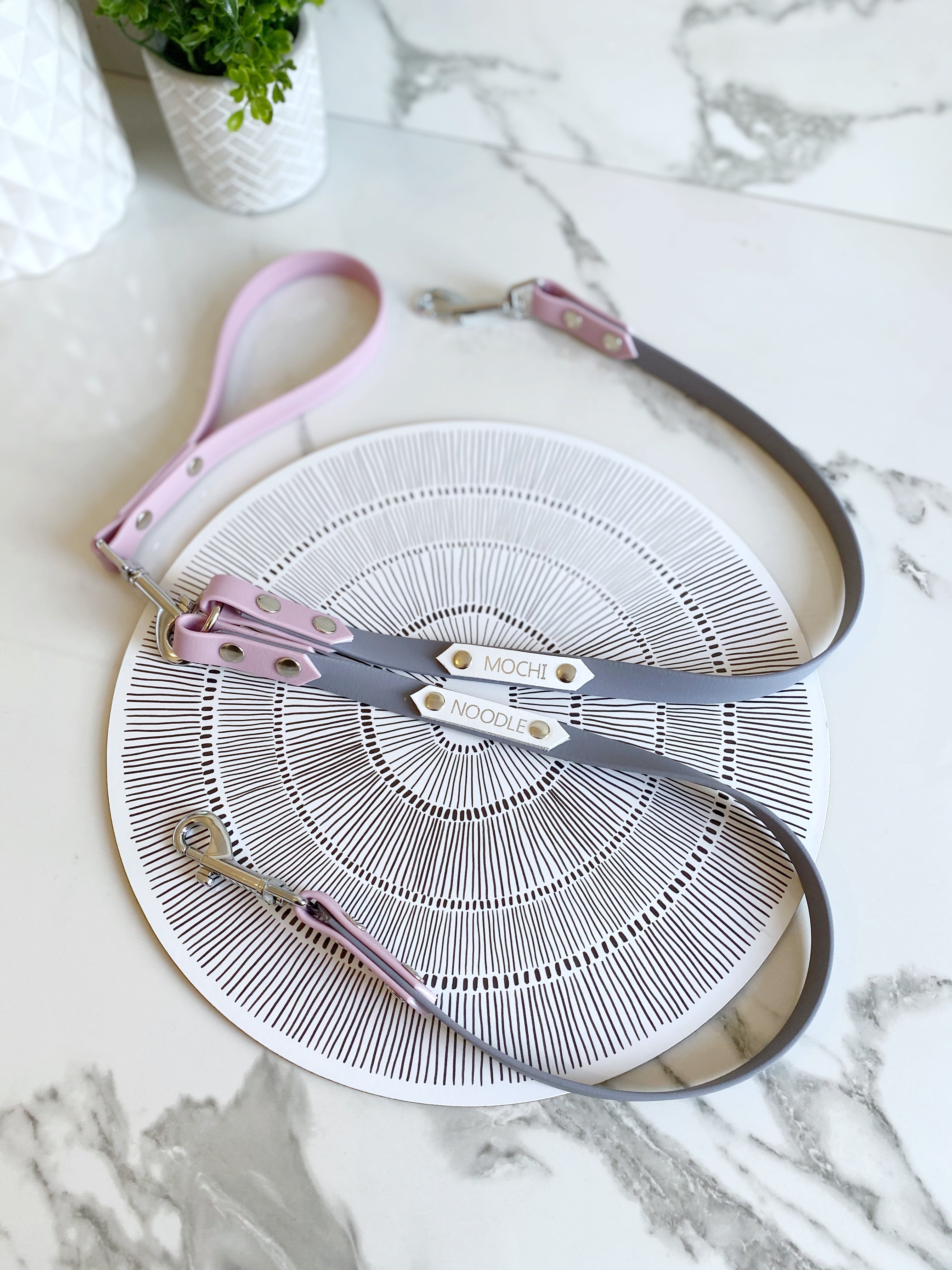 Clip on handle (6074695778473)