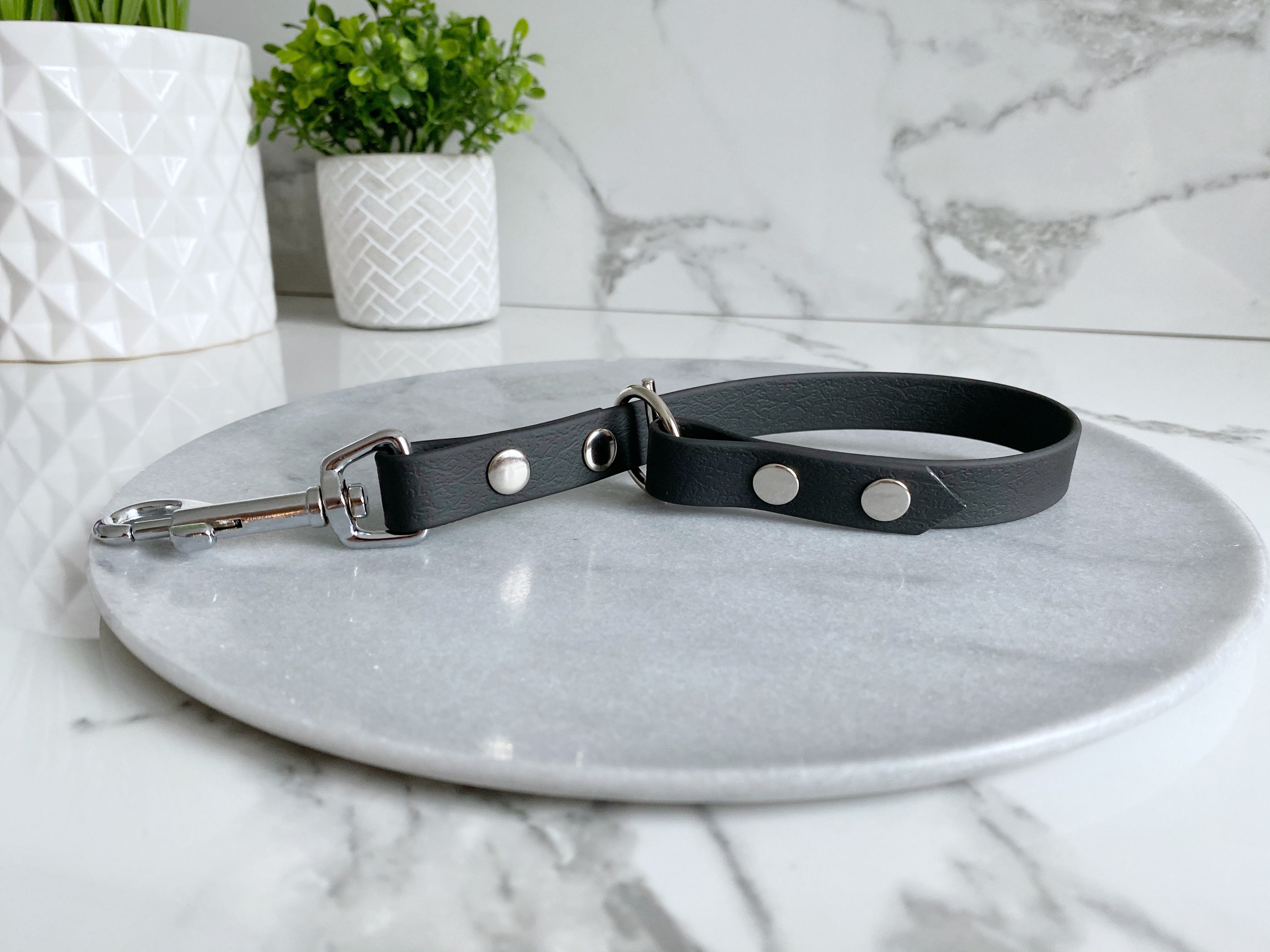 Anti theft wrist strap (6471107575977)