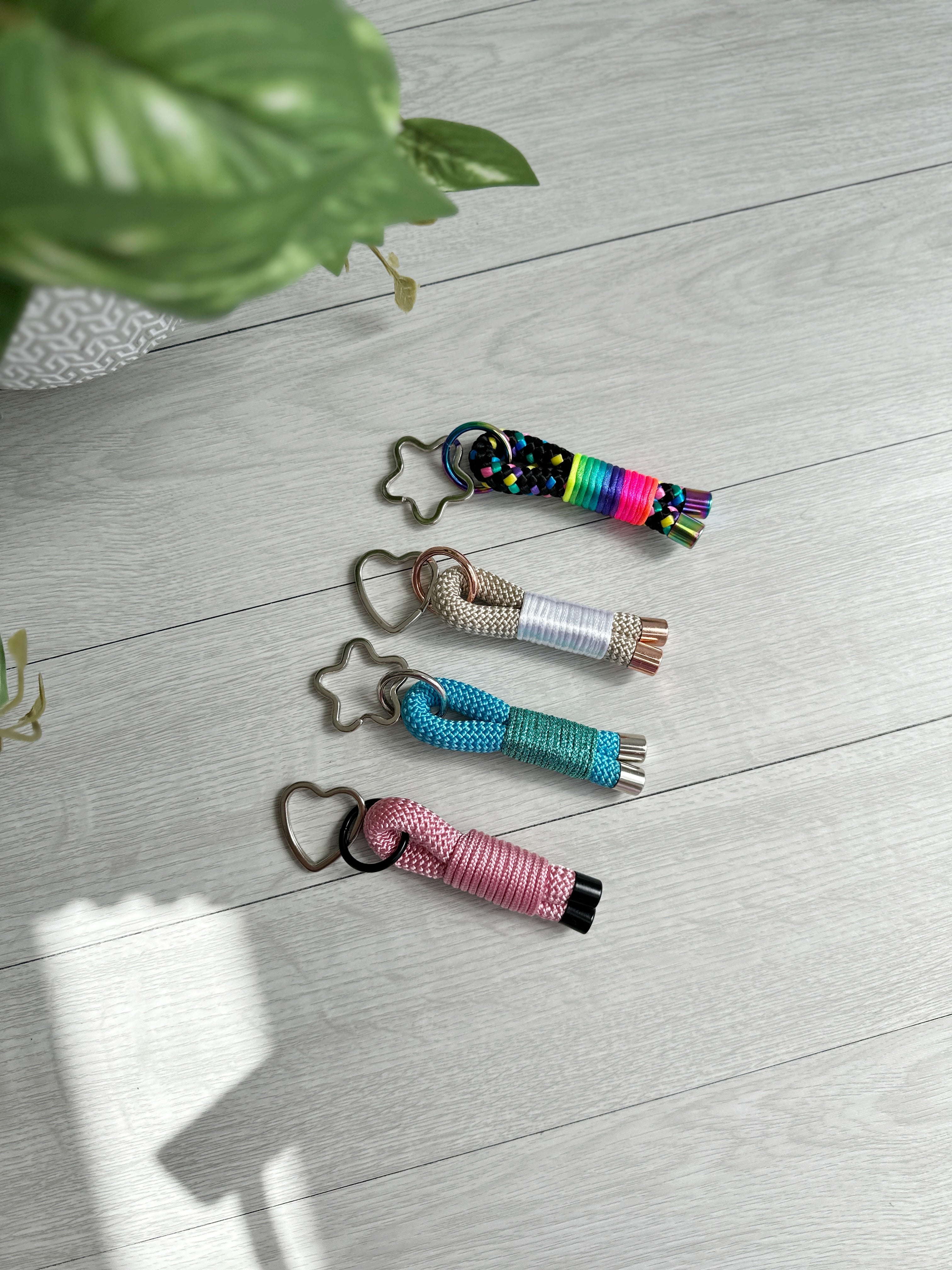 Keychain with rope clearance