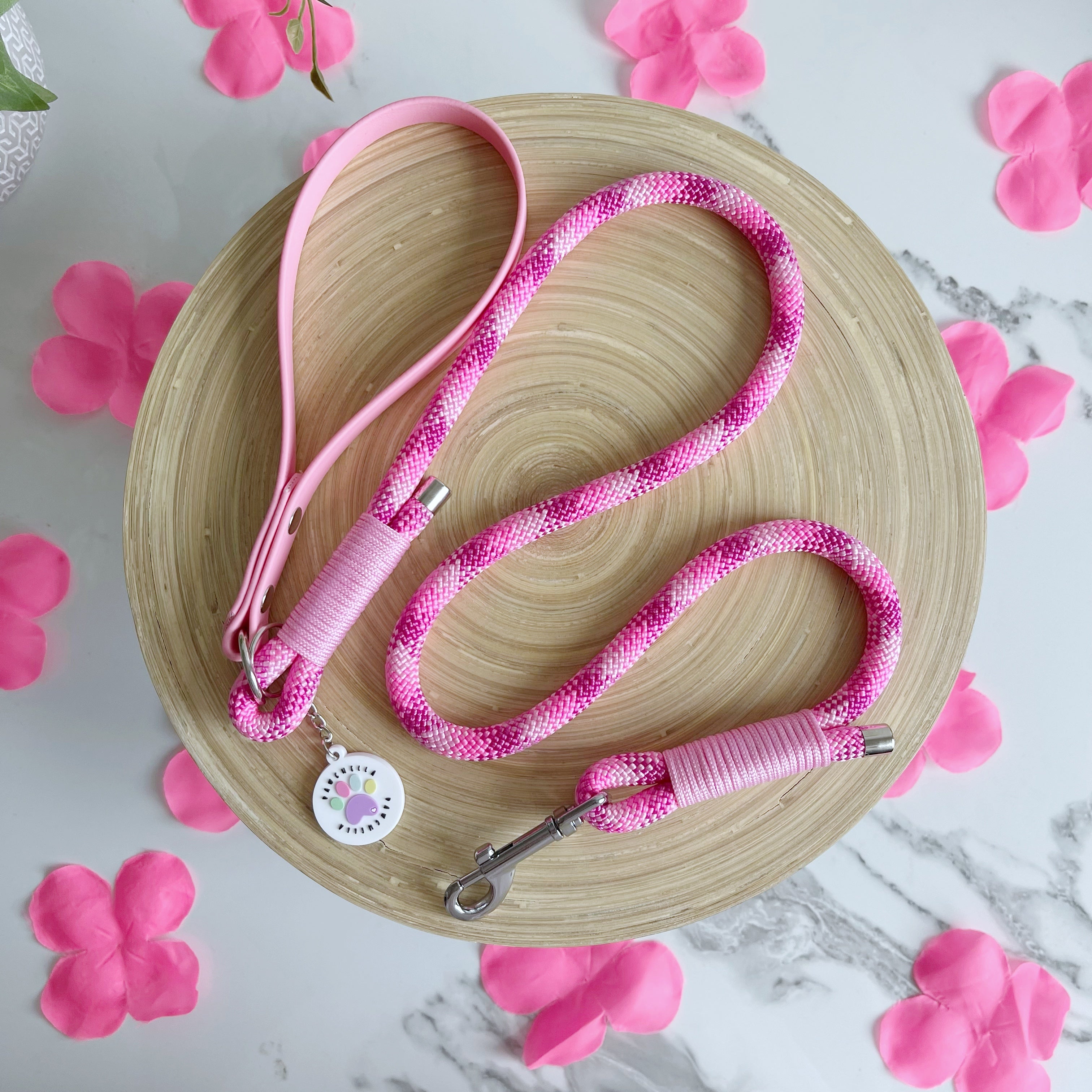 Sparkle rope lead ( Breast cancer charity ) (7250189648041)